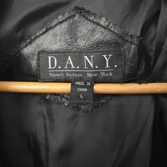 Vintage D.A.N.Y. Leather Jacket Black With Belt Size Large - Picture 8 of 16